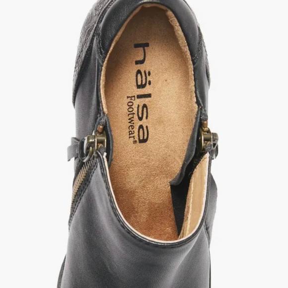 Halsa 8.5 Wide Black Leather Rylee Ankle Bootie NEW - Picture 8 of 9